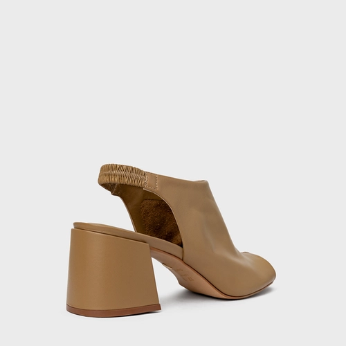 Sandal Boot Classic Salto Bloco Couro Bege Almond