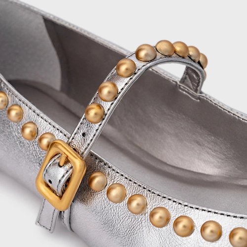 Sapatilha Contour Studs Couro Metalizado Prata