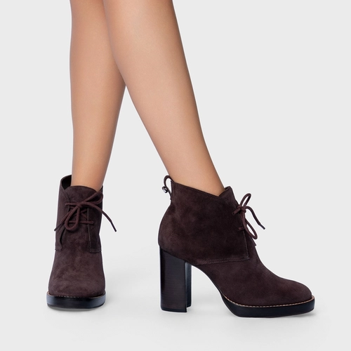 Bota Edgy Amarração Salto Bloco Couro Suede Marrom Ganache