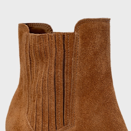 Bota Edgy Salto Bloco Couro Suede Marrom Saddle
