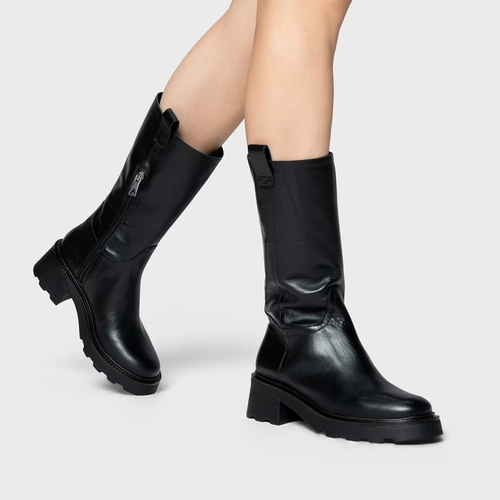 Bota Classic Cano Alto Tratorada Couro Preto