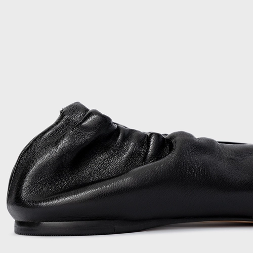 Sapatilha Ripple Bico Fino Couro Preto