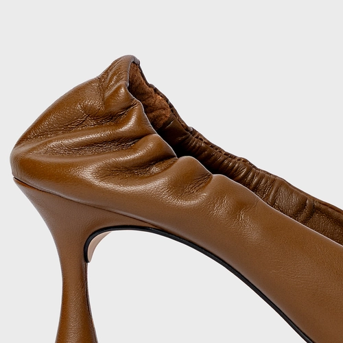 Scarpin Ripple Salto Fino Couro Marrom Saddle