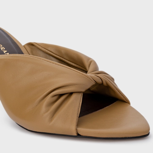 Open Mule Twist Salto Fino Couro Bege Almond