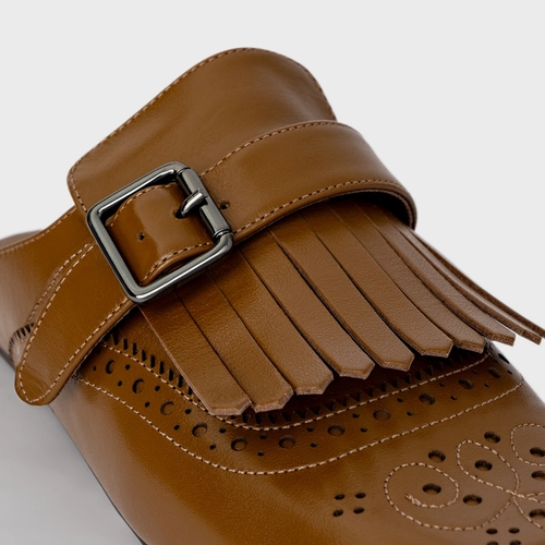 Mule Clog Franjas Couro Marrom Saddle