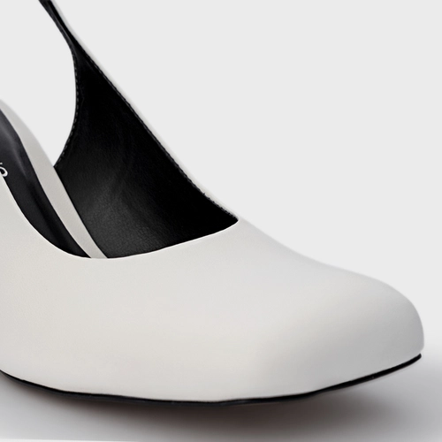 Scarpin Slingback Blown Salto Fino Couro Branco