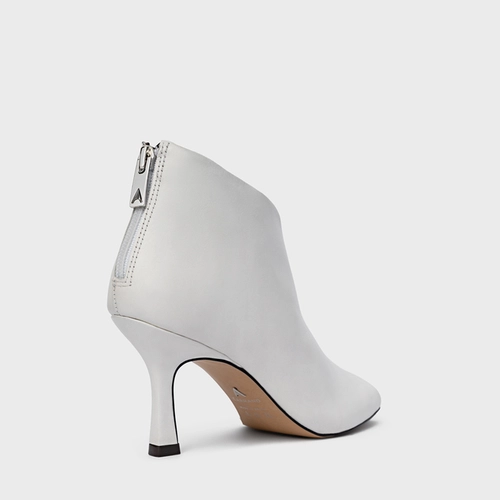 Bota Blown Salto Fino Couro Branco