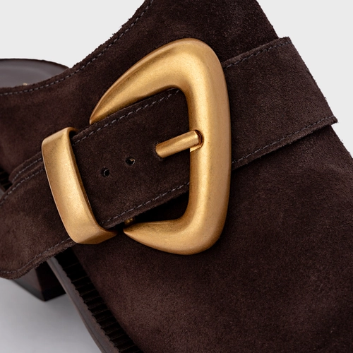 Mule Western Buckle Salto Bloco Couro Suede Marrom Ganache