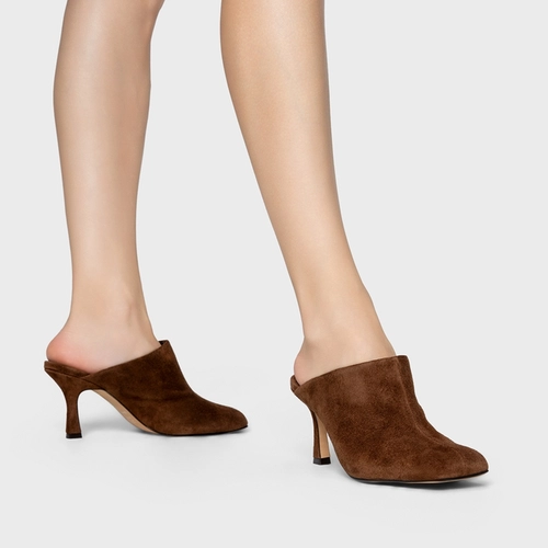 Mule Blown Salto Fino Couro Suede Marrom Brownie