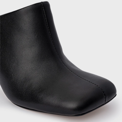 Mule Blown Salto Fino Couro Preto