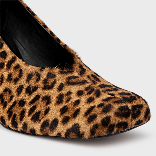Scarpin Blown Salto Fino Pelo Animal Print Honey