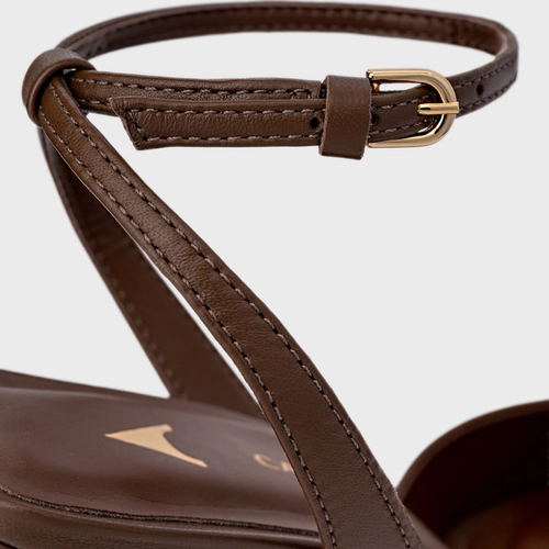 Scarpin Slingback Heritage Salto Anabela Couro Marrom Brownie