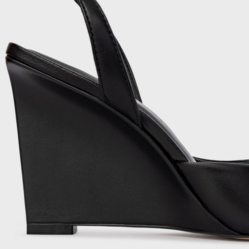 Scarpin Slingback Heritage Salto Anabela Couro Preto