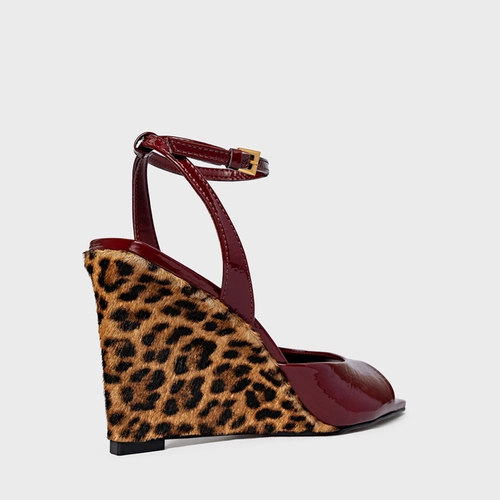 Sandália Heritage Salto Anabela Em Pelo Couro Verniz Vinho Mahogany