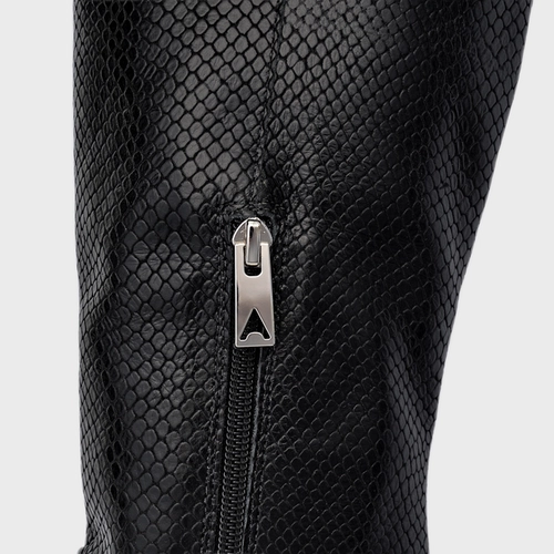 Bota Bico Alongado Cano Alto Couro Snake Preto