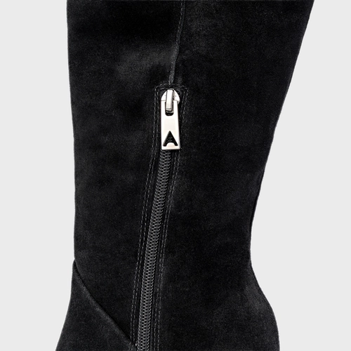 Bota Bico Alongado Cano Alto Couro Suede Preto