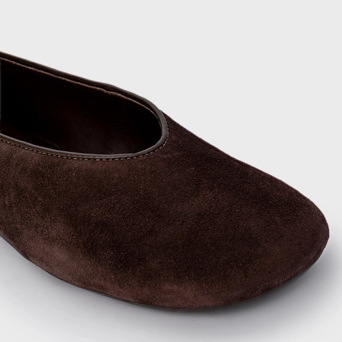 Sapatilha Essential Couro Suede Marrom Ganache
