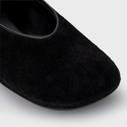 Sapatilha Essential Couro Suede Preto