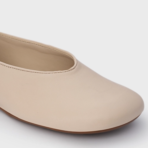 Sapatilha Essential Couro Off White Cotton