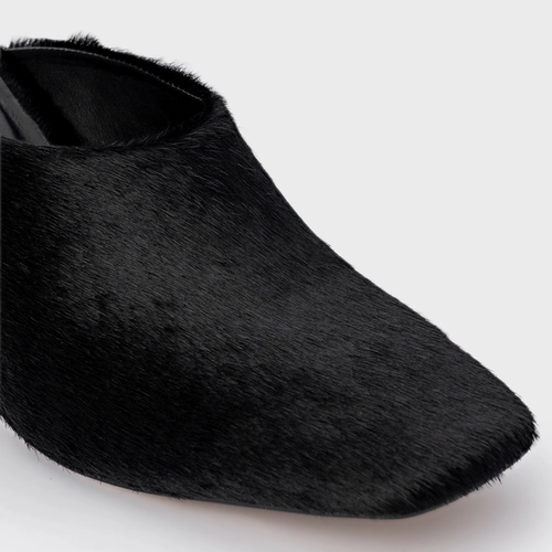 Mule Essential Salto Bloco Pelo Preto