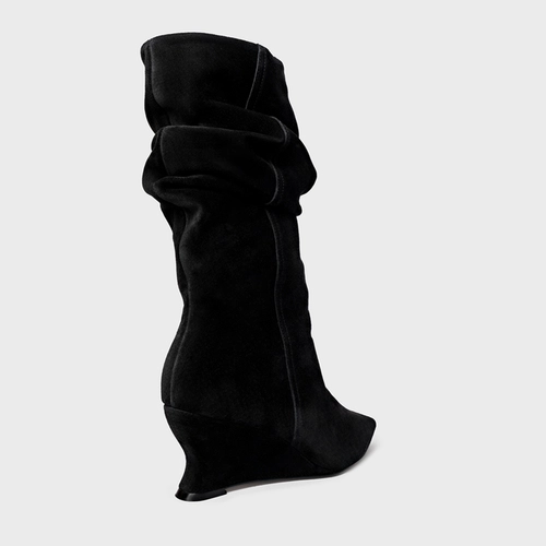 Bota Slouchy Anabela Slim Couro Suede Preto
