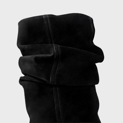 Bota Slouchy Anabela Slim Couro Suede Preto