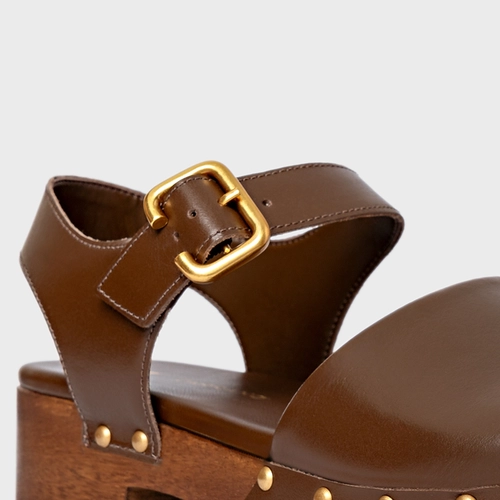 Sandália Clog Wood Studs Couro Marrom Brownie
