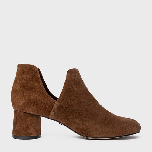 Bota Recorte Salto Oval Couro Suede Marrom Brownie