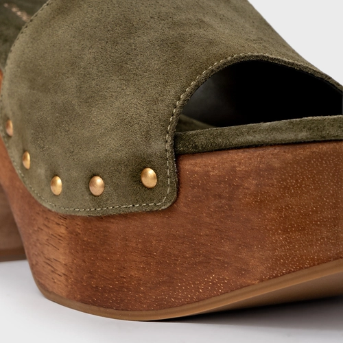 Sandália Plataforma Wood Studs Couro Suede Verde Army Green
