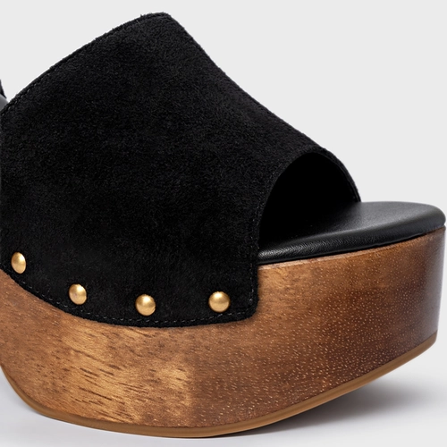 Sandália Plataforma Wood Studs Couro Suede Preto
