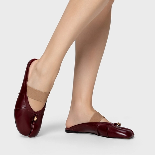 Mule Flat Tabi Couro Vinho Mahogany