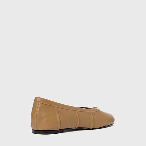 Sapatilha Tabi Couro Bege Almond