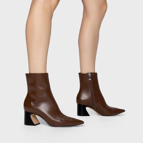 Bota Classic Salto Wave Couro Marrom Brownie