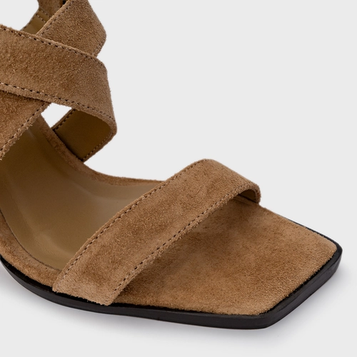 Sandália Tiras Salto Wave Couro Suede Bege Almond