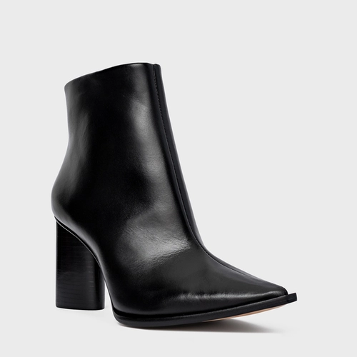Bota Bico Fino Salto Oval Couro Preto