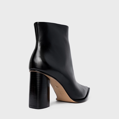 Bota Bico Fino Salto Oval Couro Preto