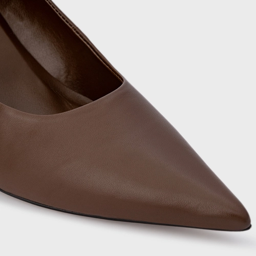 Scarpin Lesley Salto Fino Couro Marrom Brownie