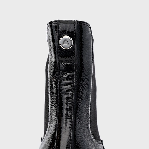 Bota Coturno Chelsea Tratorada Couro Verniz Preto