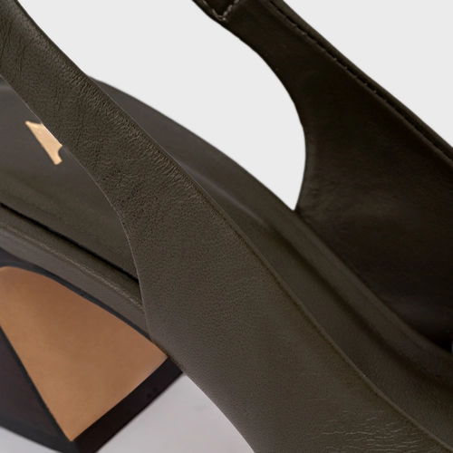 Scarpin Slingback Blanca Salto Wave Couro Verde Herb