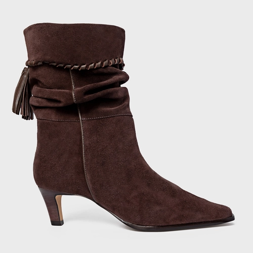 Bota Slouchy Franjas Salto Fino Couro Suede Marrom Ganache