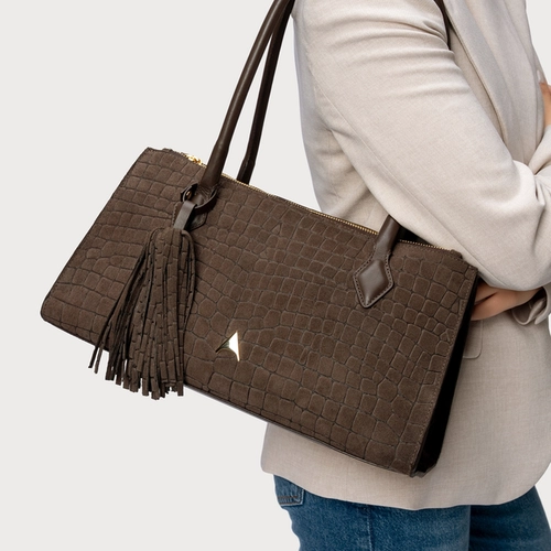 Bolsa Tote Allora Grande Couro Croco Suede Marrom Dark Brown