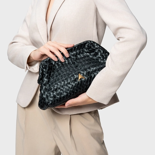 Bolsa Clutch Tressê Dominique Média Couro Preto