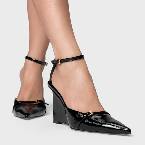 Scarpin Slingback Fivelas Anabela Couro Verniz Preto
