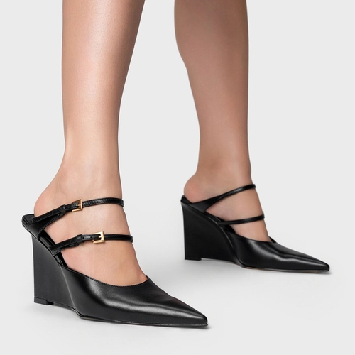 Mule Fivelas Anabela Couro Preto