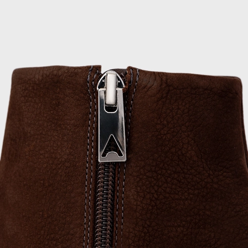 Bota Salto Silhoutte Couro Nobuck Marrom Dark Brown