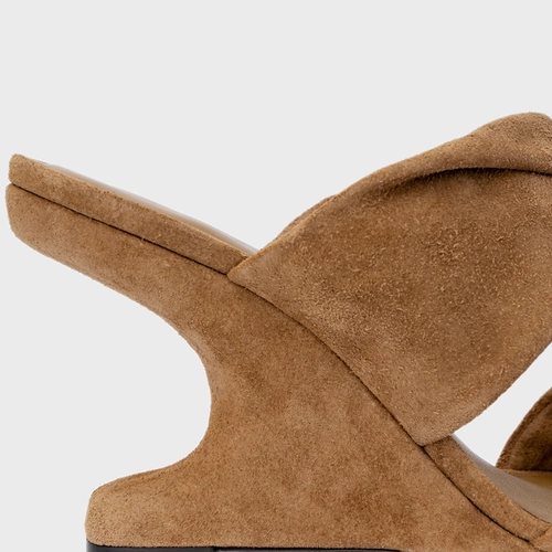 Open Mule Twist Anabela Curve Couro Suede Bege Almond