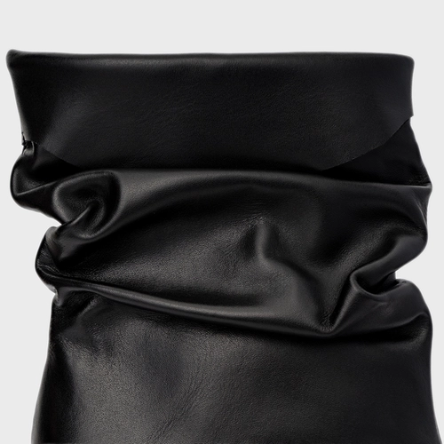 Bota Slouchy Timeless Salto Fino Couro Preto