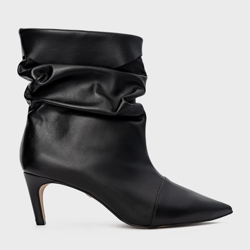 Bota Slouchy Timeless Salto Fino Couro Preto