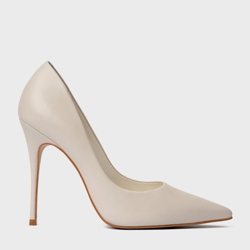 Scarpin Loretta Salto Fino Couro Off White