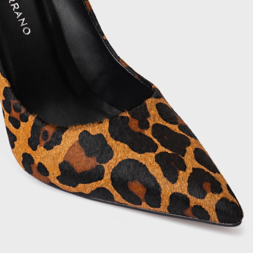 Scarpin Loretta Salto Fino Pelo Animal Print Natural